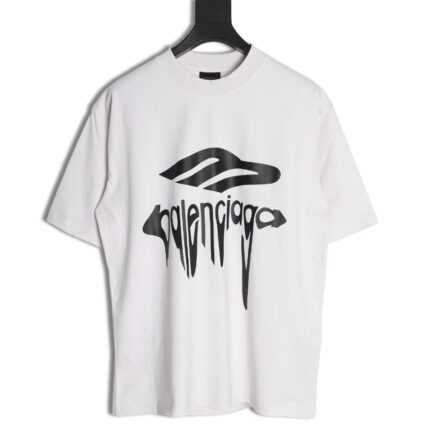 Balenciaga T-shirt 32